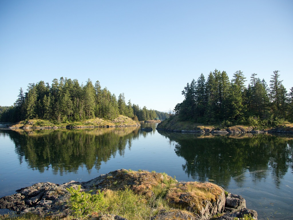 Bosrijke eilanden bij Quadra Island en Sonora Island op de Sunshine Coast – Canada – reizen met Explore.