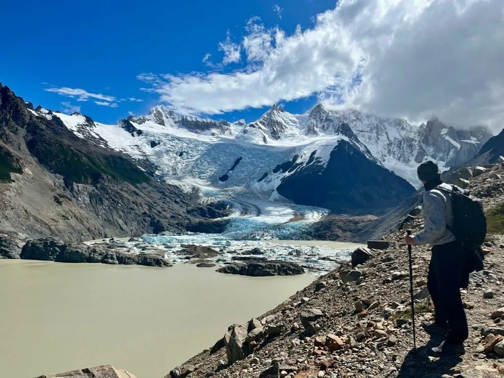 Wandelaar in Los Glaciares National Park, Argentinië - reizen met Explore