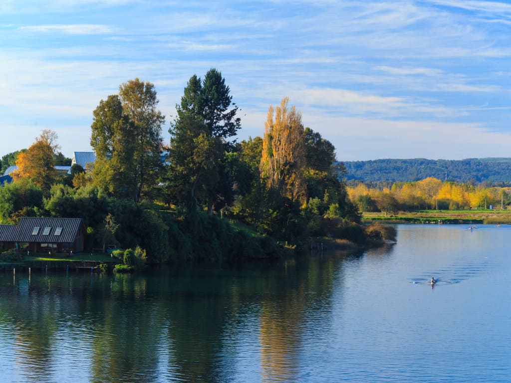 Valdivia Lakes District Chili - Explore