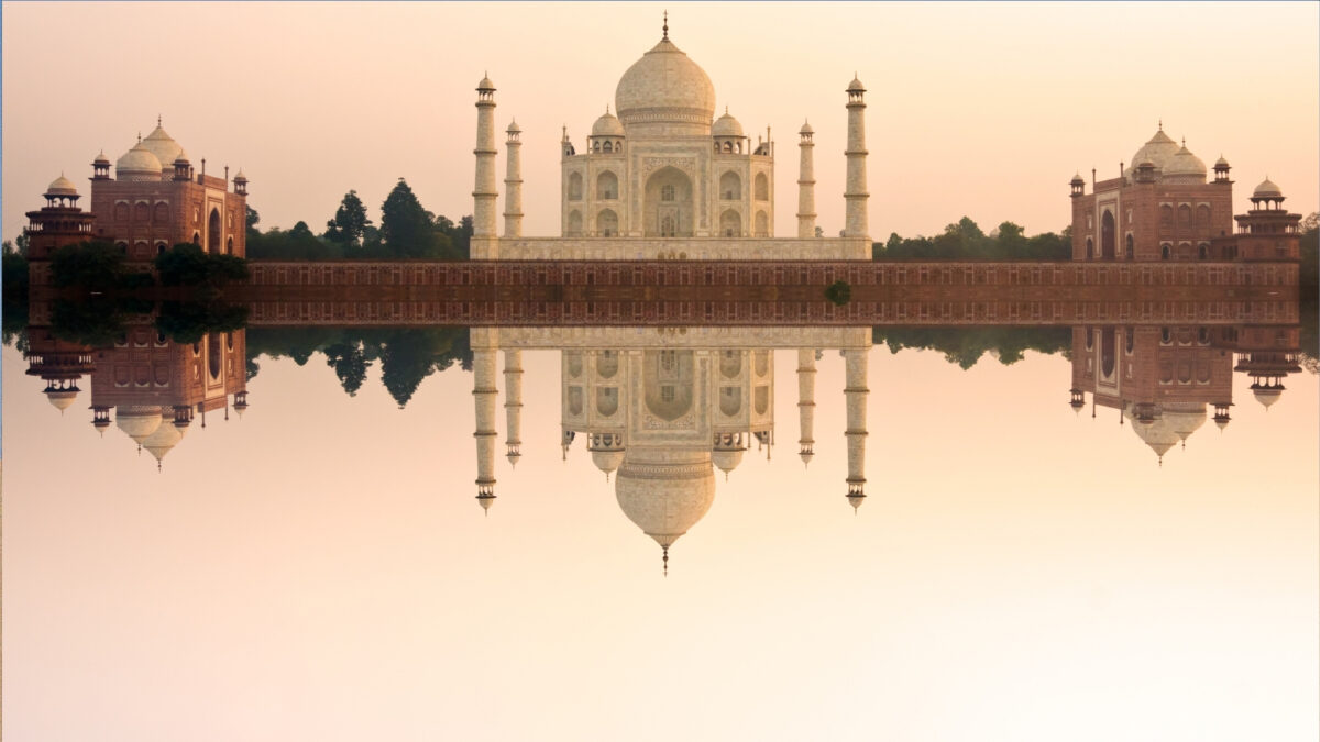 Taj Mahal in Agra, India. Reizen met Explore