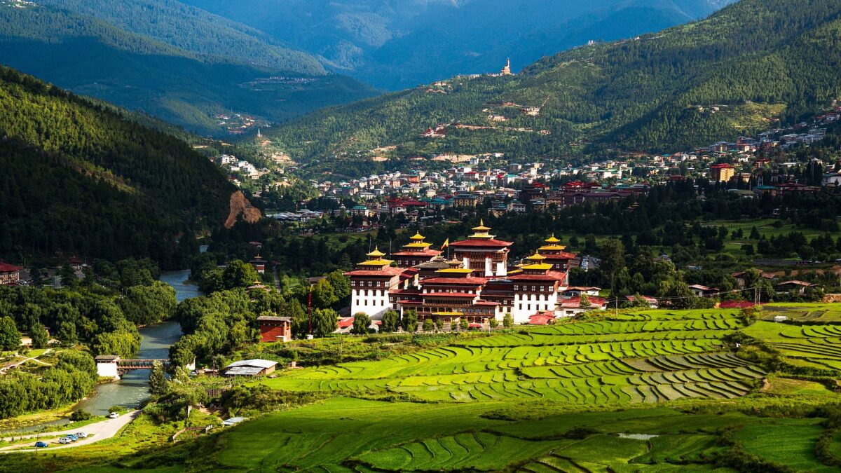 Thimphu is de hoofdstad van Bhutan, een klein koninkrijk in de Himalaya